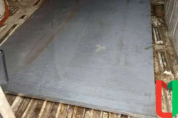 Алюминиевая плита 1200х2000х20 мм АМг3 с обработкой рифлёная